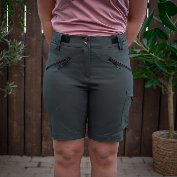 Slåttonn arbeidsshorts