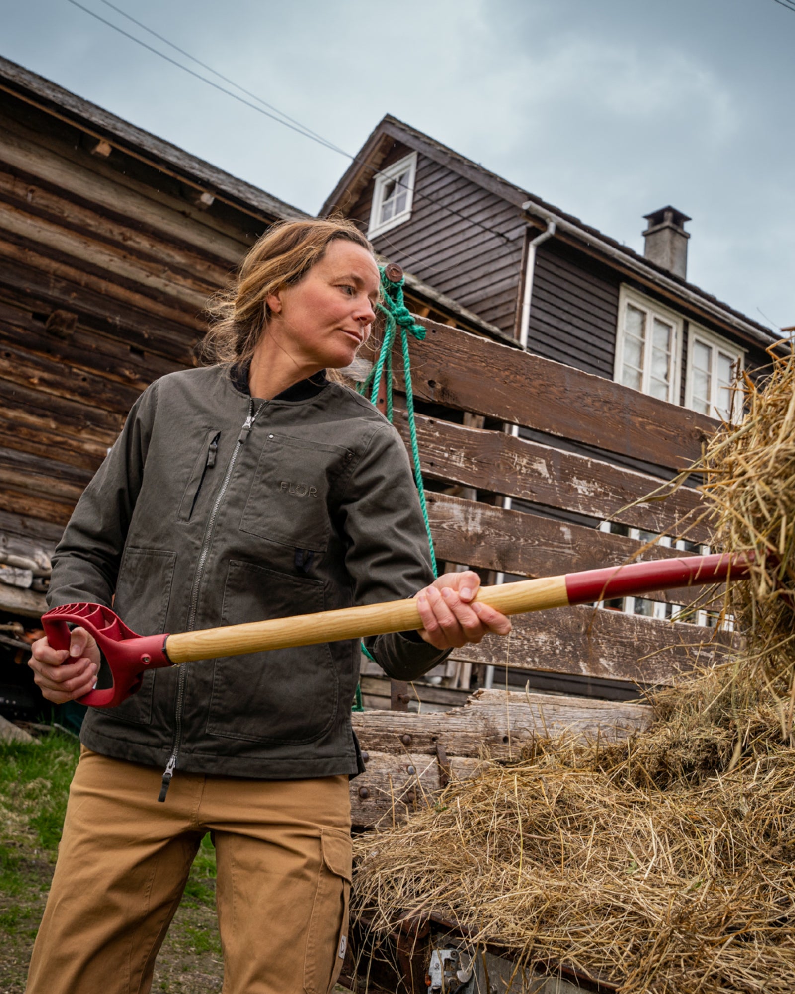Sørvest bomullsjakke - Jakke - Mørk oliven | Flor - 2